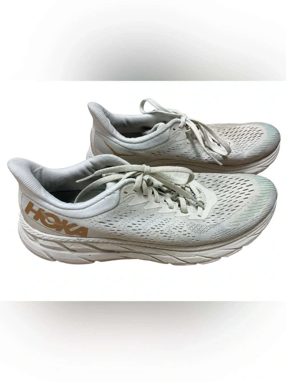 Hoka One One hoka one